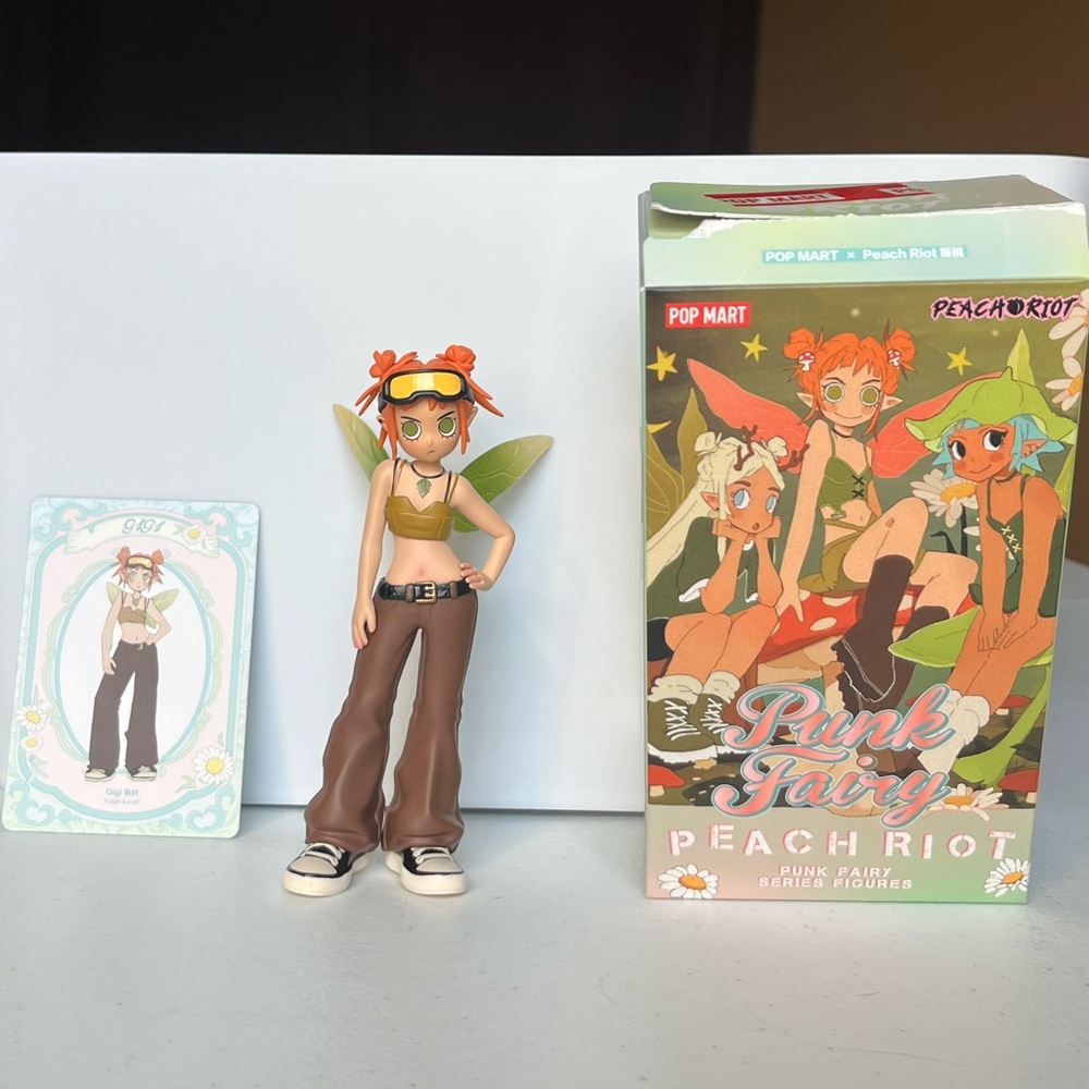 Peach Riot Punk Fairy, Gigi Leaf Figure